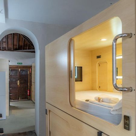 سانتا كروث ذي لا بال Hostelit, Capsule Hostel المظهر الخارجي الصورة